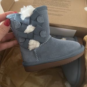 Toddler blue uggs